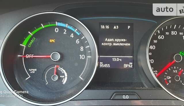 Белый Фольксваген e-Golf, объемом двигателя 0 л и пробегом 107 тыс. км за 8800 $, фото 58 на Automoto.ua