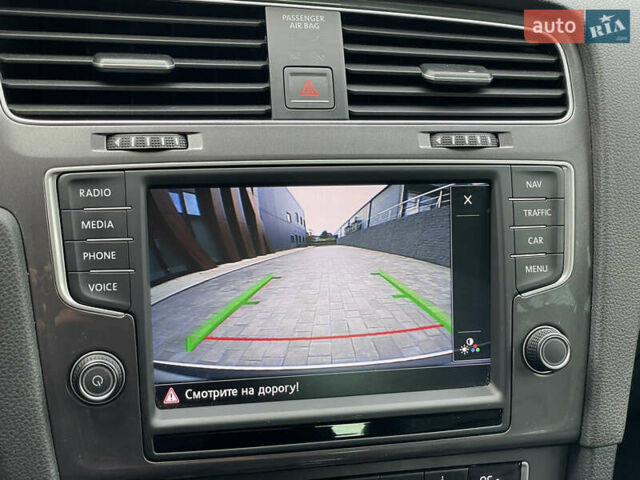 Белый Фольксваген e-Golf, объемом двигателя 0 л и пробегом 154 тыс. км за 9200 $, фото 24 на Automoto.ua