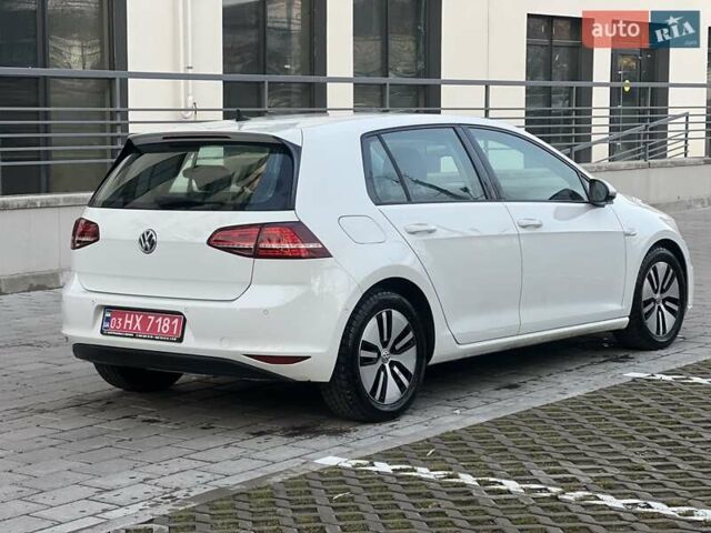 Белый Фольксваген e-Golf, объемом двигателя 0 л и пробегом 127 тыс. км за 8350 $, фото 5 на Automoto.ua