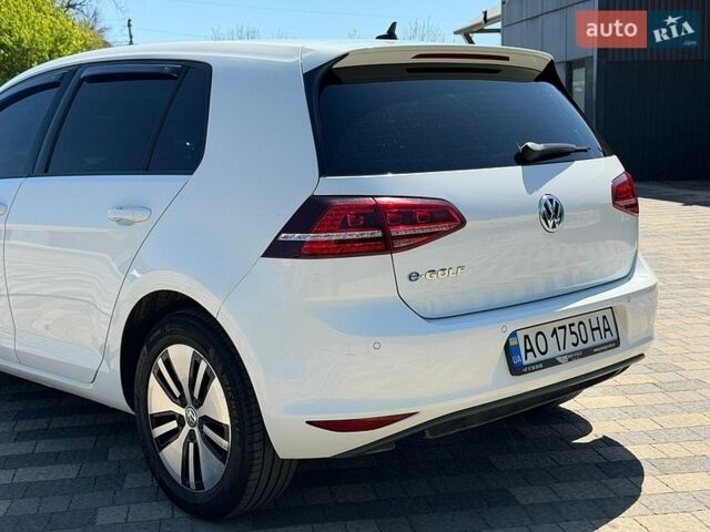 Белый Фольксваген e-Golf, объемом двигателя 0 л и пробегом 147 тыс. км за 9500 $, фото 14 на Automoto.ua