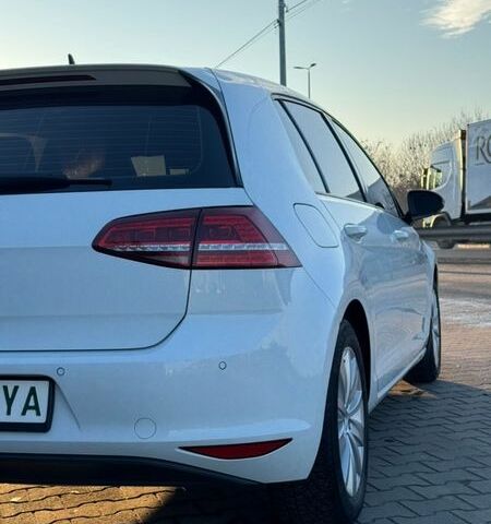 Білий Фольксваген e-Golf, об'ємом двигуна 0 л та пробігом 141 тис. км за 7600 $, фото 4 на Automoto.ua