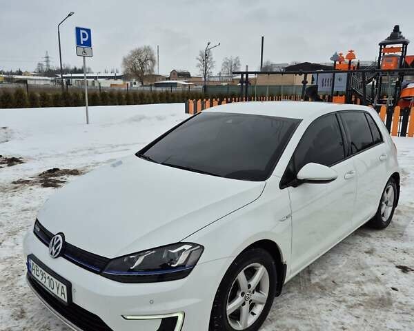 Білий Фольксваген e-Golf, об'ємом двигуна 0 л та пробігом 189 тис. км за 9200 $, фото 1 на Automoto.ua