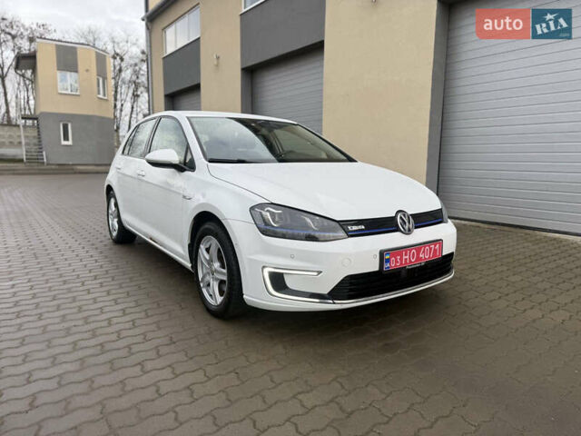 Белый Фольксваген e-Golf, объемом двигателя 0 л и пробегом 68 тыс. км за 6600 $, фото 1 на Automoto.ua