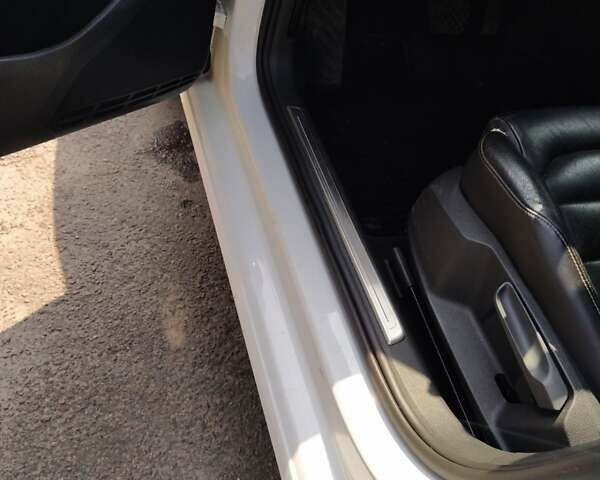 Білий Фольксваген e-Golf, об'ємом двигуна 0 л та пробігом 138 тис. км за 7900 $, фото 14 на Automoto.ua