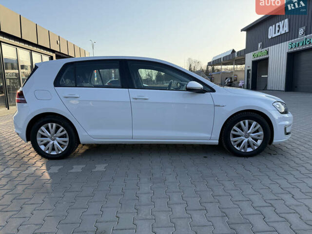 Білий Фольксваген e-Golf, об'ємом двигуна 0 л та пробігом 97 тис. км за 8500 $, фото 9 на Automoto.ua