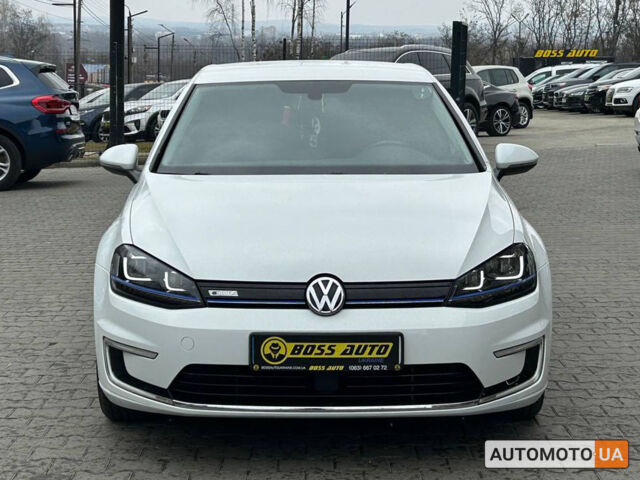 Белый Фольксваген e-Golf, объемом двигателя 24 л и пробегом 93 тыс. км за 10300 $, фото 1 на Automoto.ua