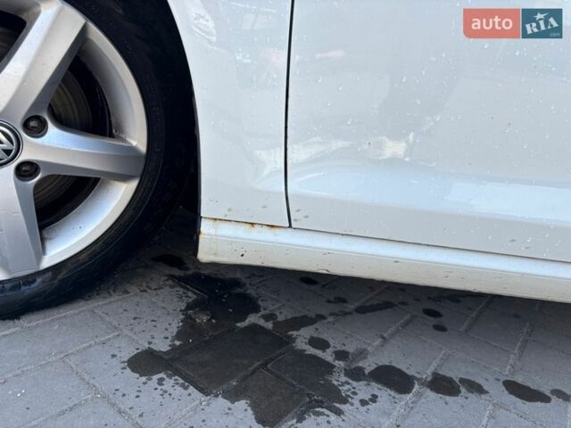 Белый Фольксваген e-Golf, объемом двигателя 0 л и пробегом 214 тыс. км за 7200 $, фото 13 на Automoto.ua