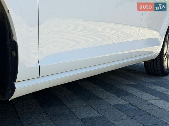 Белый Фольксваген e-Golf, объемом двигателя 0 л и пробегом 147 тыс. км за 9500 $, фото 18 на Automoto.ua