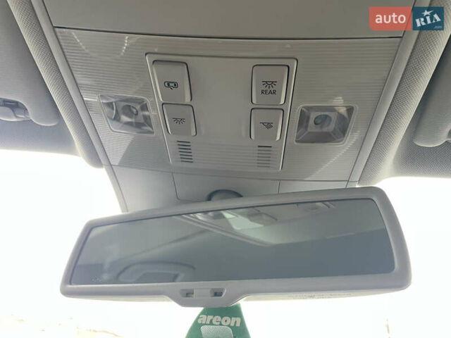 Белый Фольксваген e-Golf, объемом двигателя 0 л и пробегом 92 тыс. км за 9500 $, фото 46 на Automoto.ua