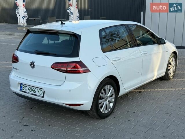 Білий Фольксваген e-Golf, об'ємом двигуна 0 л та пробігом 97 тис. км за 8500 $, фото 12 на Automoto.ua