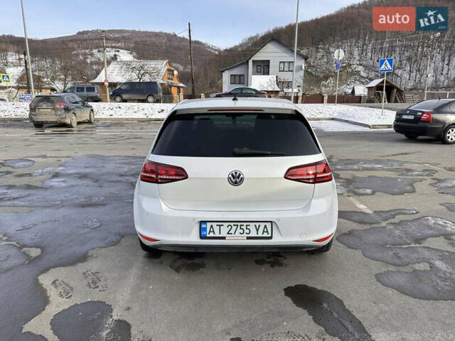 Білий Фольксваген e-Golf, об'ємом двигуна 0 л та пробігом 125 тис. км за 8999 $, фото 21 на Automoto.ua