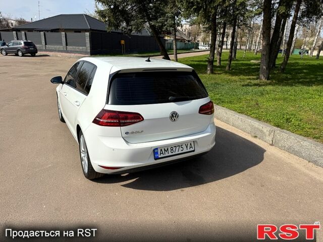 Белый Фольксваген e-Golf, объемом двигателя 85 л и пробегом 157 тыс. км за 8750 $, фото 3 на Automoto.ua