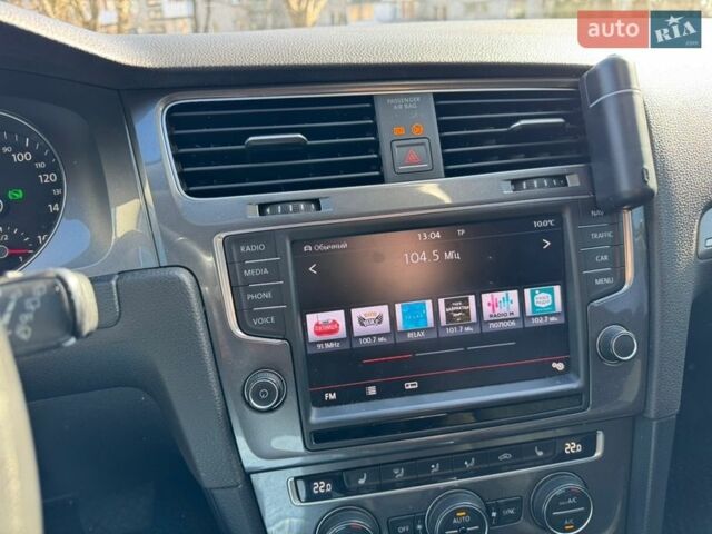 Белый Фольксваген e-Golf, объемом двигателя 0 л и пробегом 157 тыс. км за 8800 $, фото 30 на Automoto.ua