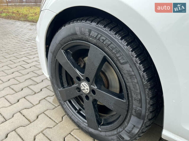 Белый Фольксваген e-Golf, объемом двигателя 0 л и пробегом 104 тыс. км за 9000 $, фото 11 на Automoto.ua