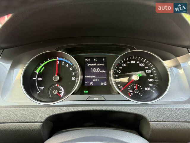 Белый Фольксваген e-Golf, объемом двигателя 0 л и пробегом 95 тыс. км за 9500 $, фото 38 на Automoto.ua