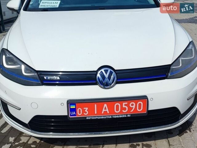 Белый Фольксваген e-Golf, объемом двигателя 0 л и пробегом 87 тыс. км за 8600 $, фото 17 на Automoto.ua