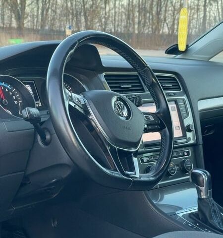 Белый Фольксваген e-Golf, объемом двигателя 0 л и пробегом 171 тыс. км за 7300 $, фото 33 на Automoto.ua