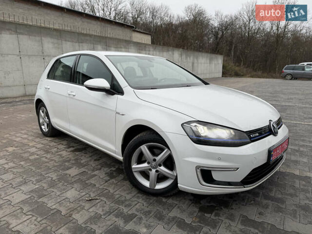 Белый Фольксваген e-Golf, объемом двигателя 0 л и пробегом 99 тыс. км за 8450 $, фото 2 на Automoto.ua