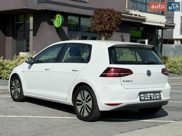 Белый Фольксваген e-Golf, объемом двигателя 0 л и пробегом 71 тыс. км за 8700 $, фото 5 на Automoto.ua