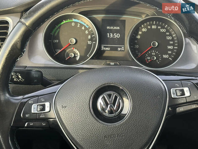 Белый Фольксваген e-Golf, объемом двигателя 0 л и пробегом 214 тыс. км за 6700 $, фото 4 на Automoto.ua