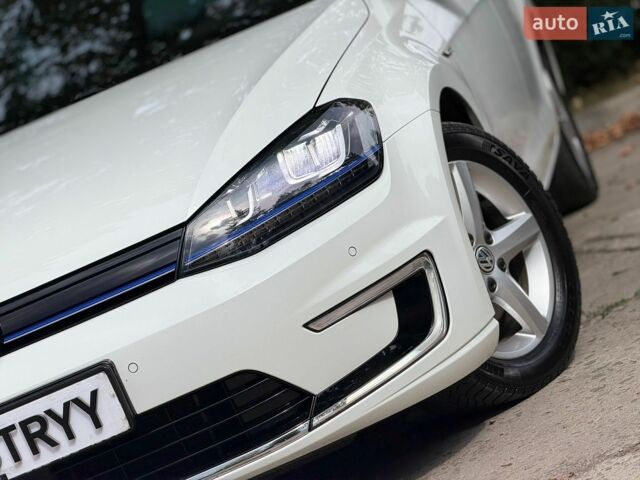 Білий Фольксваген e-Golf, об'ємом двигуна 0 л та пробігом 153 тис. км за 7999 $, фото 7 на Automoto.ua