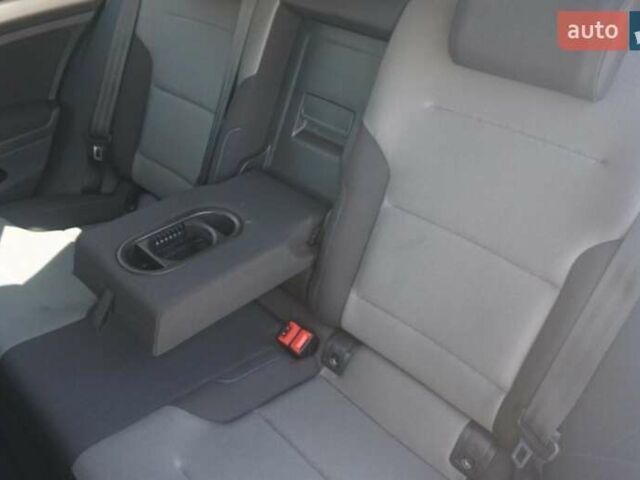 Білий Фольксваген e-Golf, об'ємом двигуна 0 л та пробігом 142 тис. км за 7900 $, фото 19 на Automoto.ua