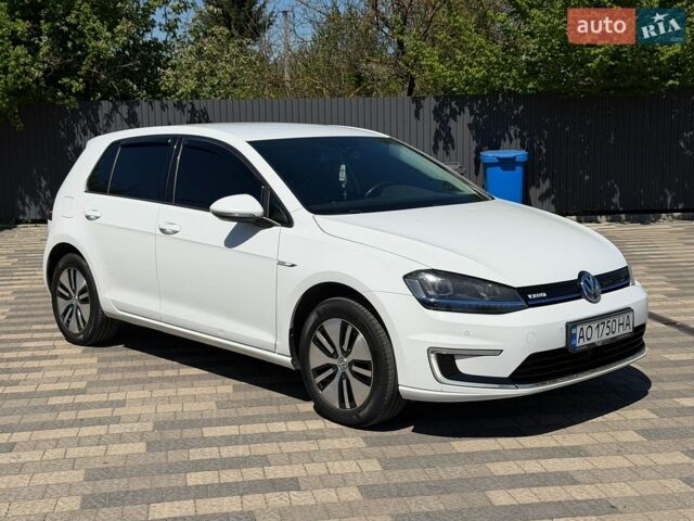 Білий Фольксваген e-Golf, об'ємом двигуна 0 л та пробігом 147 тис. км за 9200 $, фото 10 на Automoto.ua