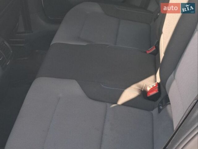 Белый Фольксваген e-Golf, объемом двигателя 0 л и пробегом 121 тыс. км за 9999 $, фото 10 на Automoto.ua