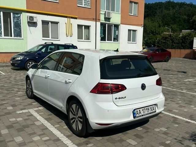 Білий Фольксваген e-Golf, об'ємом двигуна 0 л та пробігом 107 тис. км за 8999 $, фото 3 на Automoto.ua