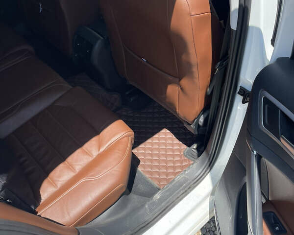 Білий Фольксваген e-Golf, об'ємом двигуна 0 л та пробігом 110 тис. км за 10400 $, фото 6 на Automoto.ua