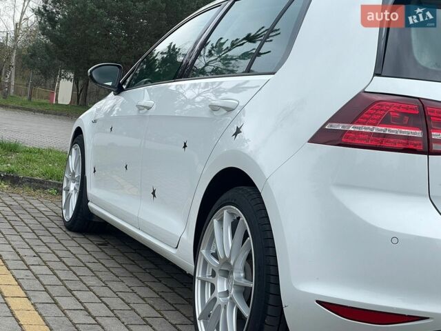 Білий Фольксваген e-Golf, об'ємом двигуна 0 л та пробігом 110 тис. км за 8499 $, фото 12 на Automoto.ua