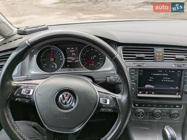 Білий Фольксваген e-Golf, об'ємом двигуна 0 л та пробігом 128 тис. км за 8300 $, фото 10 на Automoto.ua