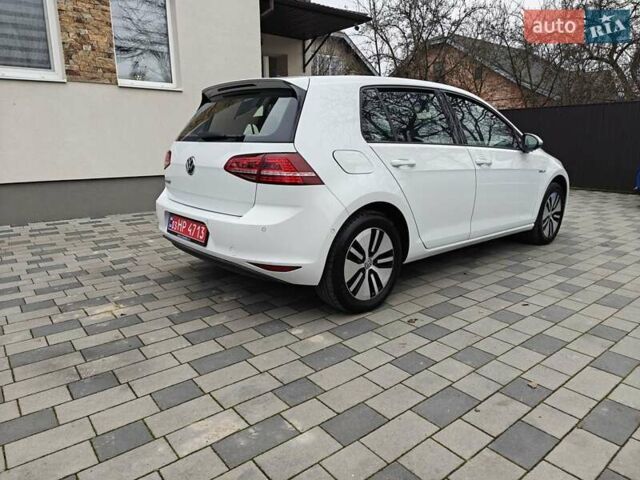 Белый Фольксваген e-Golf, объемом двигателя 0 л и пробегом 148 тыс. км за 7500 $, фото 10 на Automoto.ua