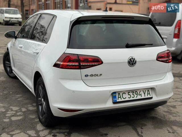 Білий Фольксваген e-Golf, об'ємом двигуна 0 л та пробігом 90 тис. км за 7900 $, фото 20 на Automoto.ua