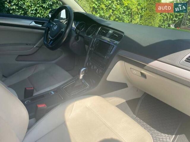 Білий Фольксваген e-Golf, об'ємом двигуна 0 л та пробігом 100 тис. км за 8000 $, фото 8 на Automoto.ua