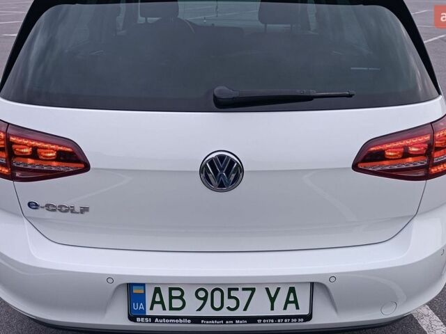 Білий Фольксваген e-Golf, об'ємом двигуна 0 л та пробігом 38 тис. км за 12000 $, фото 11 на Automoto.ua