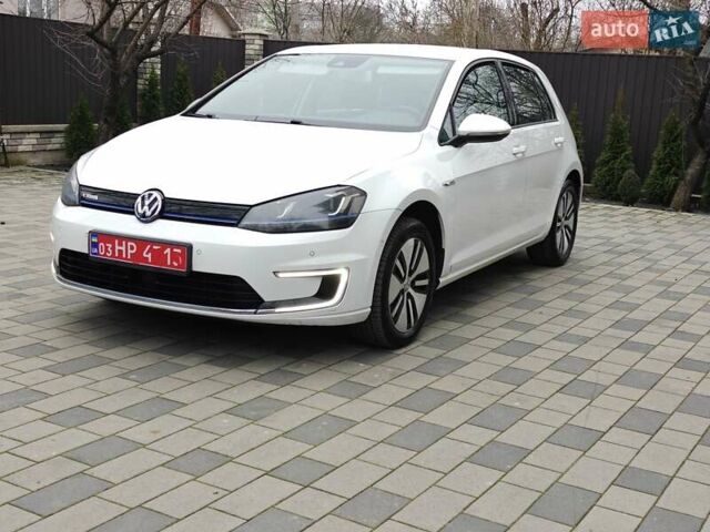 Белый Фольксваген e-Golf, объемом двигателя 0 л и пробегом 148 тыс. км за 7500 $, фото 1 на Automoto.ua