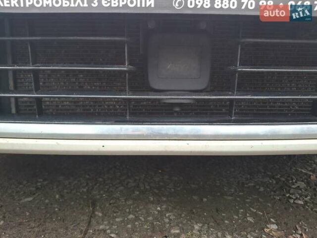 Білий Фольксваген e-Golf, об'ємом двигуна 0 л та пробігом 118 тис. км за 8800 $, фото 25 на Automoto.ua