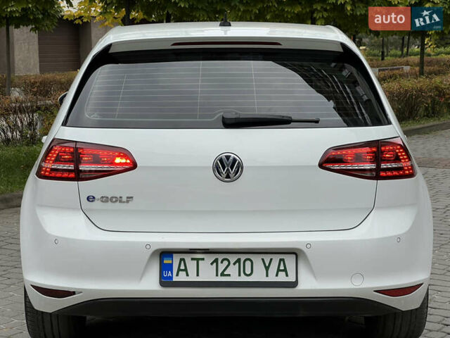 Белый Фольксваген e-Golf, объемом двигателя 0 л и пробегом 142 тыс. км за 7950 $, фото 17 на Automoto.ua