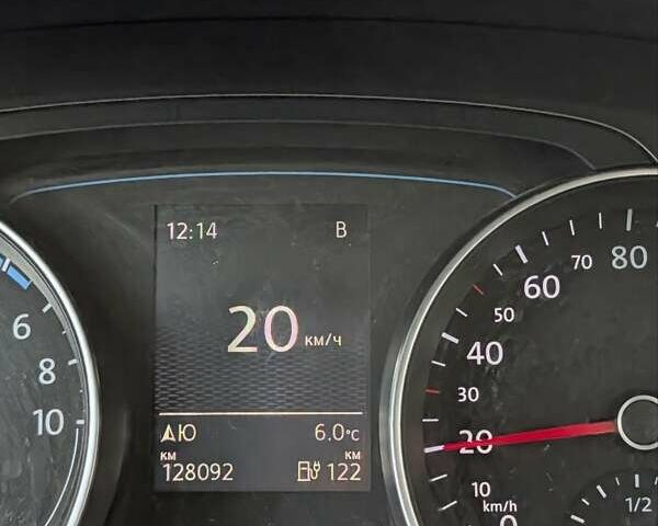 Белый Фольксваген e-Golf, объемом двигателя 0 л и пробегом 128 тыс. км за 9500 $, фото 2 на Automoto.ua