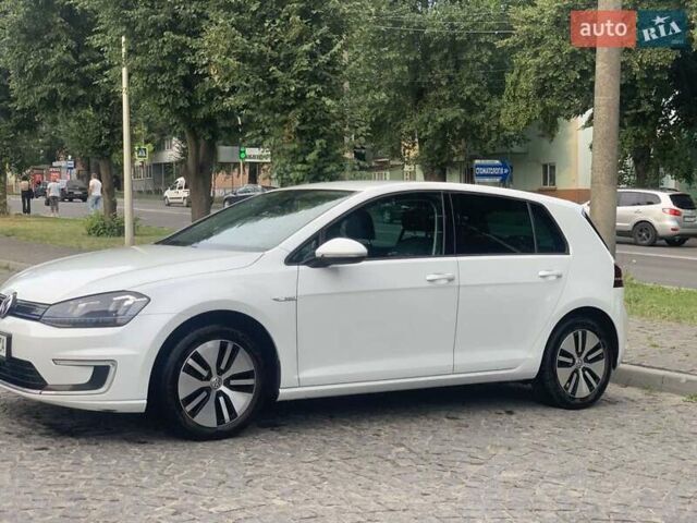 Білий Фольксваген e-Golf, об'ємом двигуна 0 л та пробігом 141 тис. км за 10500 $, фото 1 на Automoto.ua