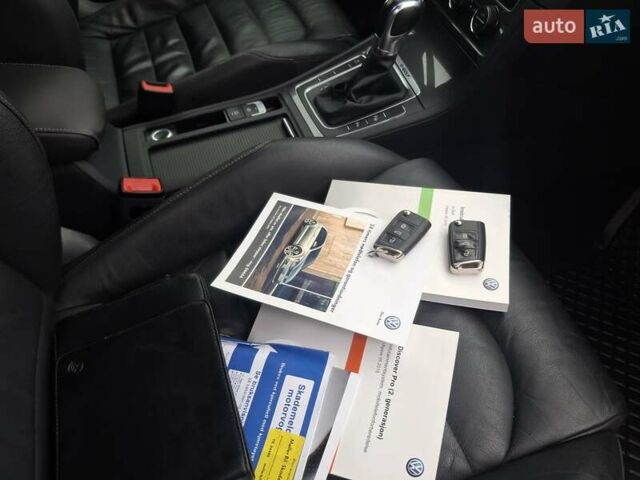 Білий Фольксваген e-Golf, об'ємом двигуна 0 л та пробігом 118 тис. км за 8800 $, фото 24 на Automoto.ua