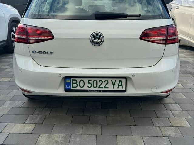 Білий Фольксваген e-Golf, об'ємом двигуна 0 л та пробігом 114 тис. км за 9000 $, фото 3 на Automoto.ua