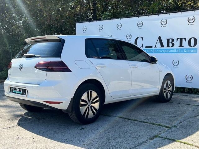 Белый Фольксваген e-Golf, объемом двигателя 0 л и пробегом 77 тыс. км за 16200 $, фото 16 на Automoto.ua