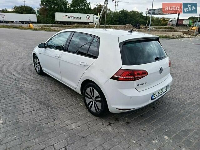 Белый Фольксваген e-Golf, объемом двигателя 0 л и пробегом 181 тыс. км за 8190 $, фото 8 на Automoto.ua