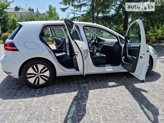Білий Фольксваген e-Golf, об'ємом двигуна 0 л та пробігом 100 тис. км за 9300 $, фото 45 на Automoto.ua