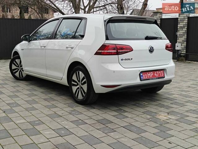 Белый Фольксваген e-Golf, объемом двигателя 0 л и пробегом 148 тыс. км за 7500 $, фото 5 на Automoto.ua