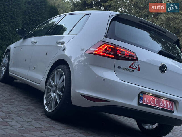 Білий Фольксваген e-Golf, об'ємом двигуна 0 л та пробігом 109 тис. км за 8500 $, фото 10 на Automoto.ua
