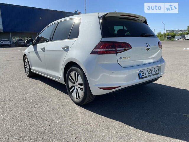 Білий Фольксваген e-Golf, об'ємом двигуна 0 л та пробігом 115 тис. км за 13900 $, фото 5 на Automoto.ua