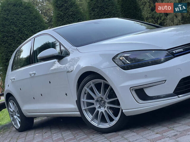 Білий Фольксваген e-Golf, об'ємом двигуна 0 л та пробігом 109 тис. км за 8500 $, фото 16 на Automoto.ua